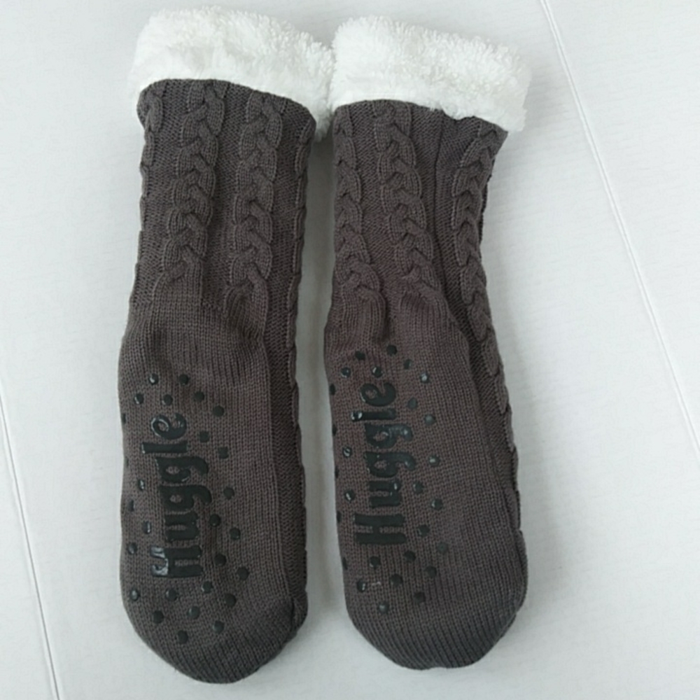 Huggle Slipper Socks Cable Knit Fleece Socks O/S Gray Grey